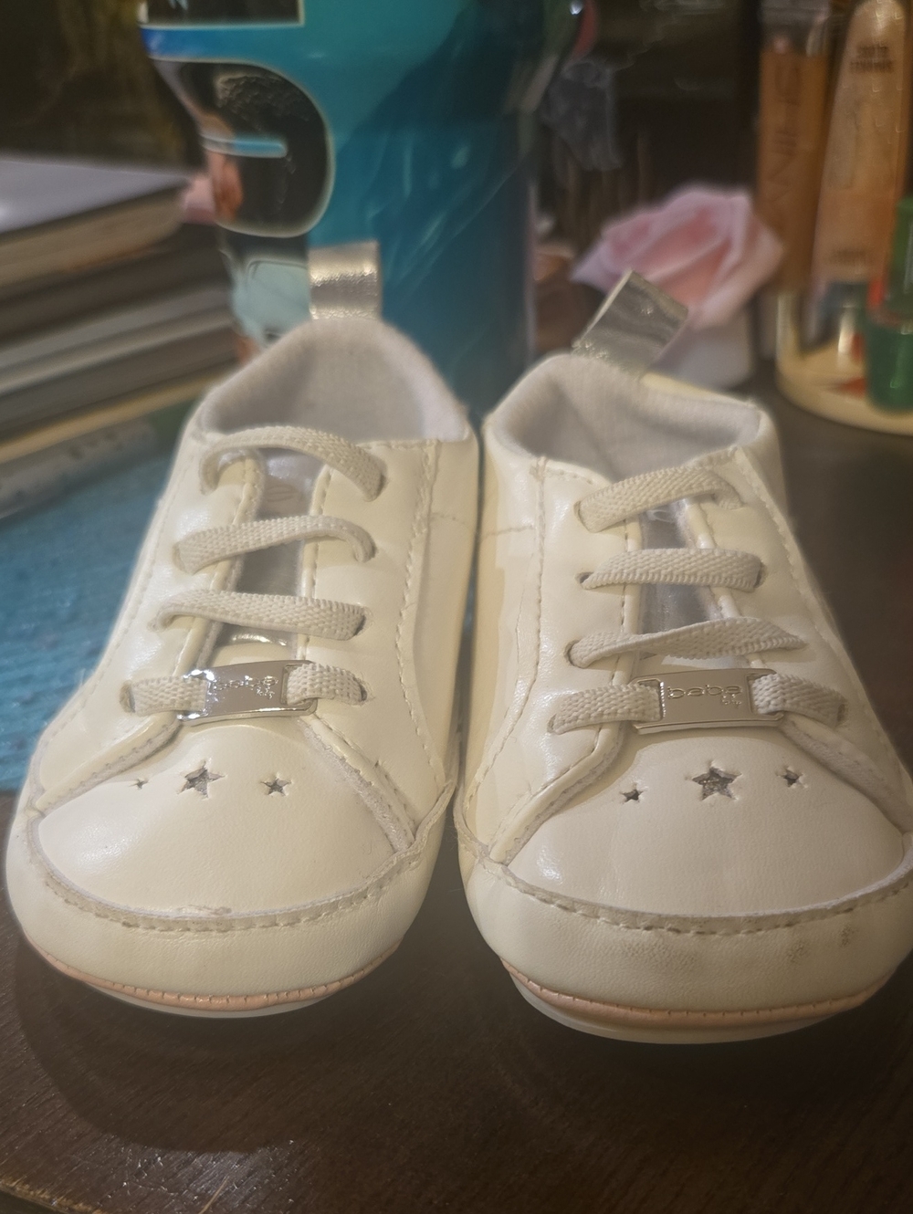 bebe Cream/White Toddler Star Accent Sneakers